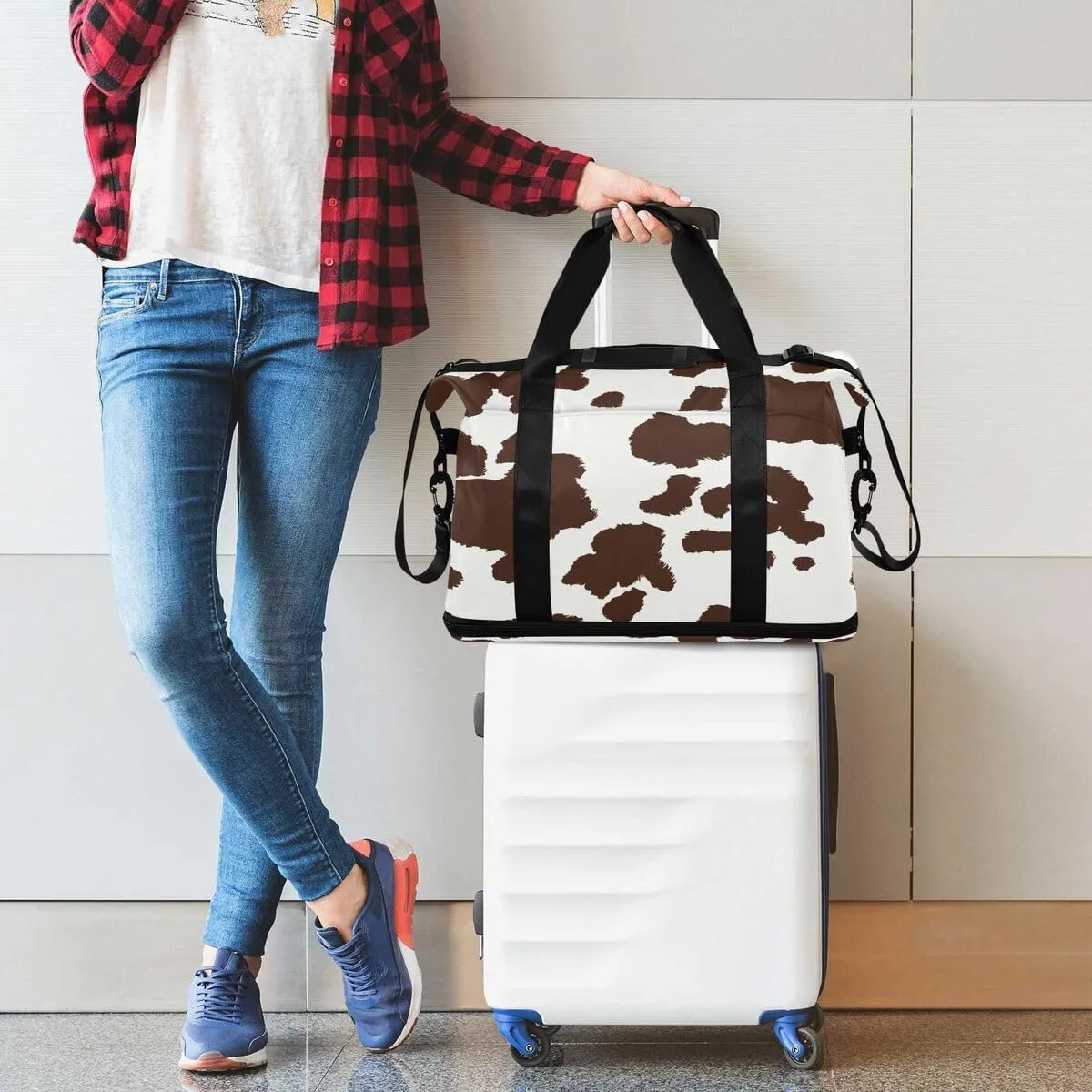 ALAZA Brown Animal Cow Print Travel Duffel Bag with Shoe Compartment Tote Bag Weekender Overnight Bag with Wet Pocket for Travel,Gym,Yoga,Swimming