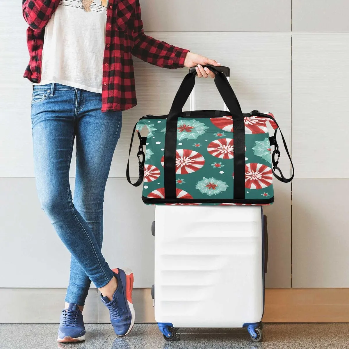 ALAZA Color Candy Snowflake Merry Christmas Travel Duffel Bag with Shoe Compartment Tote Bag Weekender Overnight Bag with Wet Pocket for Travel,Gym,Yoga,Swimming