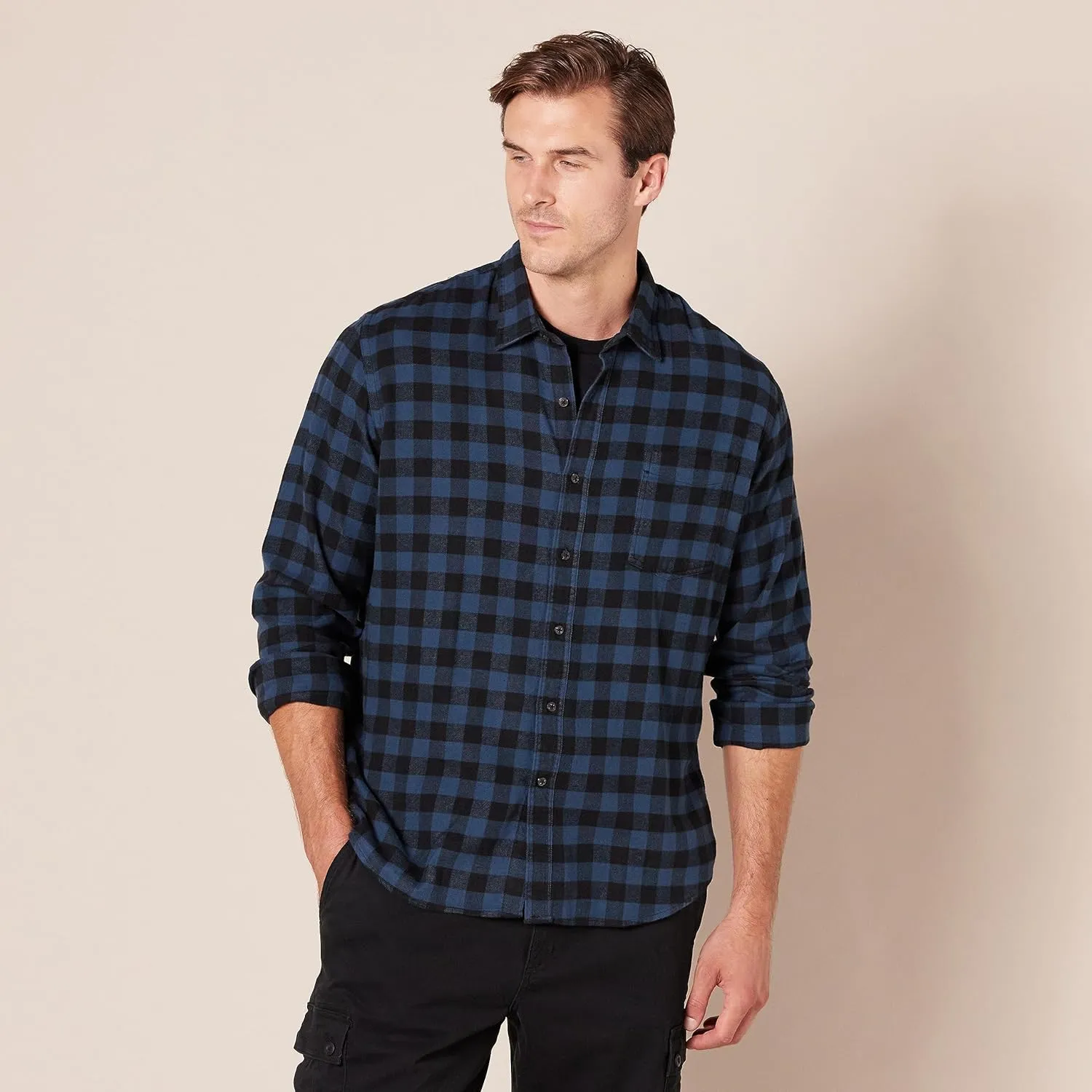 Amazon Essentials Men's Flannel Shirts Long Sleeve, Slim-Fit Button Down Plaid