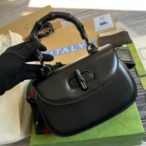 Charm - GG Bags - 946