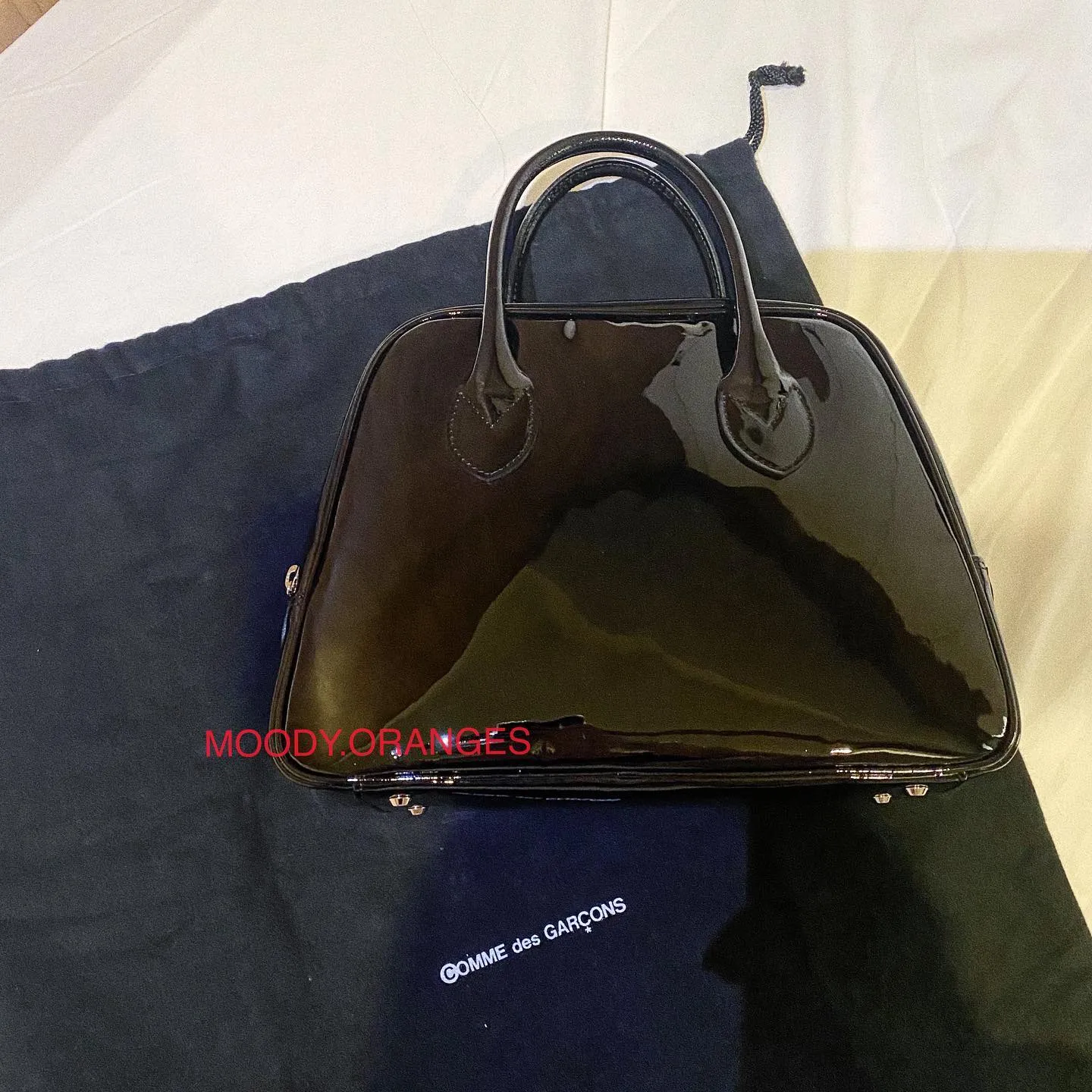 COMME des GARÇONS Aoyama Glossy Size 3