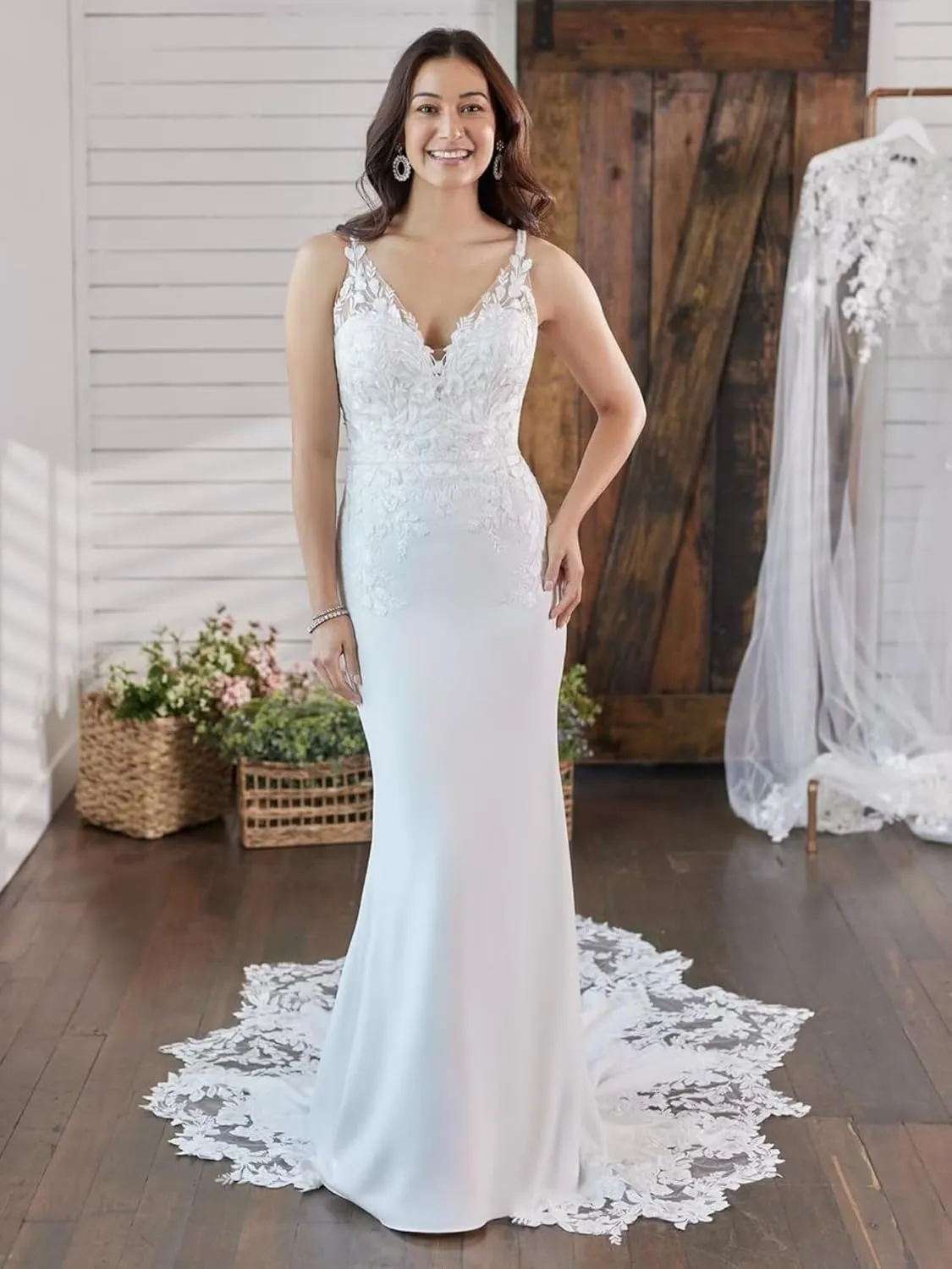 Fair Lady Wedding Dresses for Bride 2025 V Neck Beaded Straps Lace Appliques Bridal Gown for Women