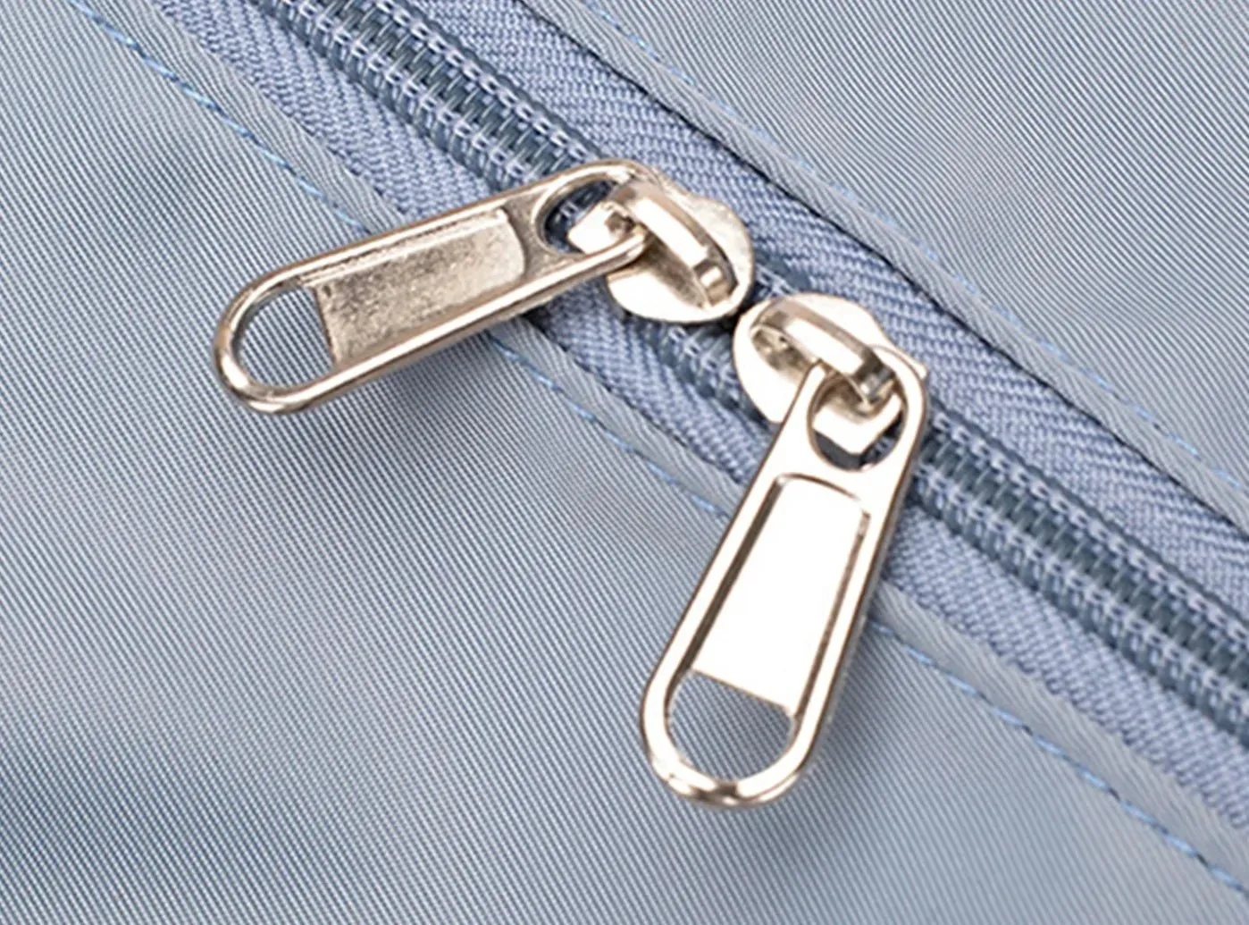 FitVille Spacious Travel Bag