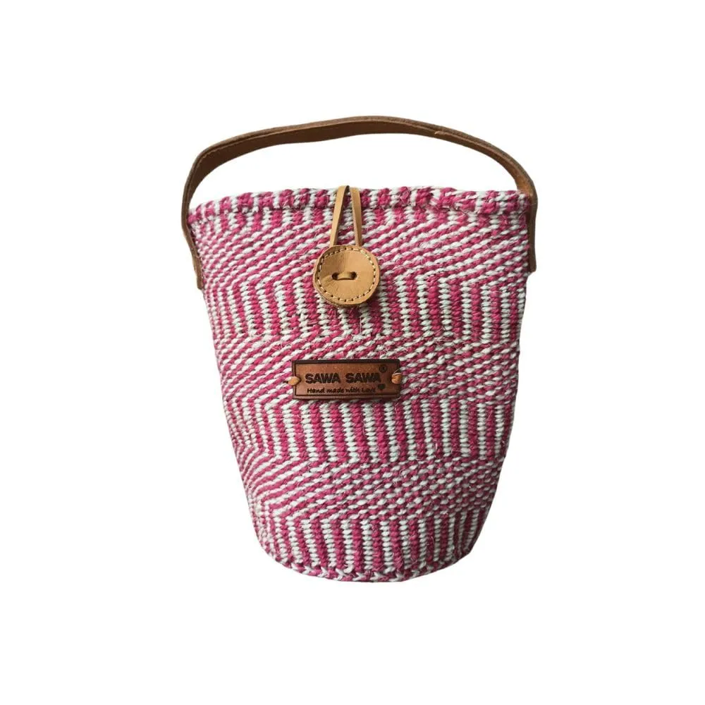 Harmony Spirit Handmade Sisal Wine Gifting Basket with Handles and Button Closure, Reusable Economical Organic Fiber Wine Bottle Carrier, Portable Wine Bags for Gifts, Travel, Beach and Picnic