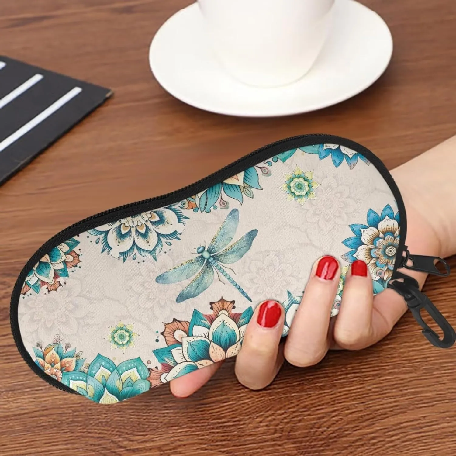 JoyLamoria Novelty Design Portable Glasses Case Ultra Light Neoprene Sunglasses Bag Eyeglasses Case