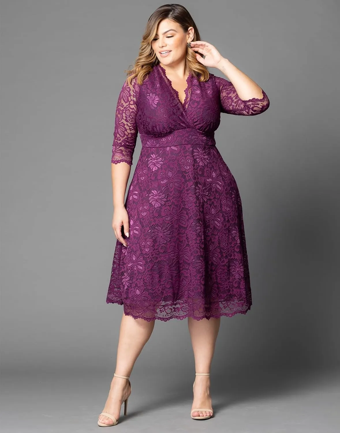Kiyonna Women's Plus Size Special Occasion Mademoiselle Lace Cocktail Dress