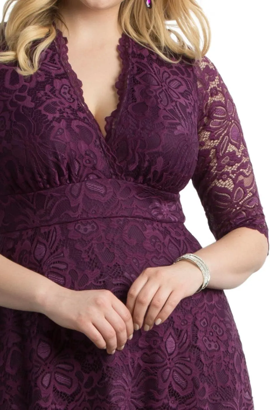 Kiyonna Women's Plus Size Special Occasion Mademoiselle Lace Cocktail Dress
