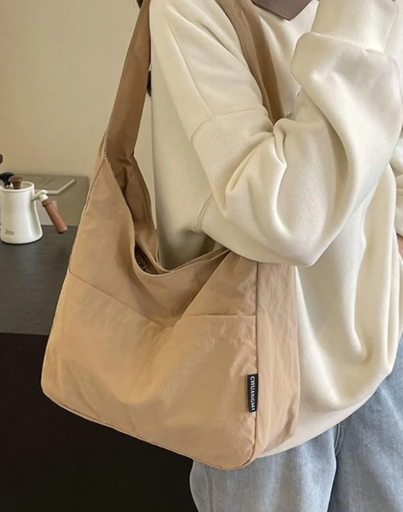Large Tote Bag For Women Nylon Shoulder Bags For Women Simple Crescent Bag Sling Bag Purses College Travel Outdoor