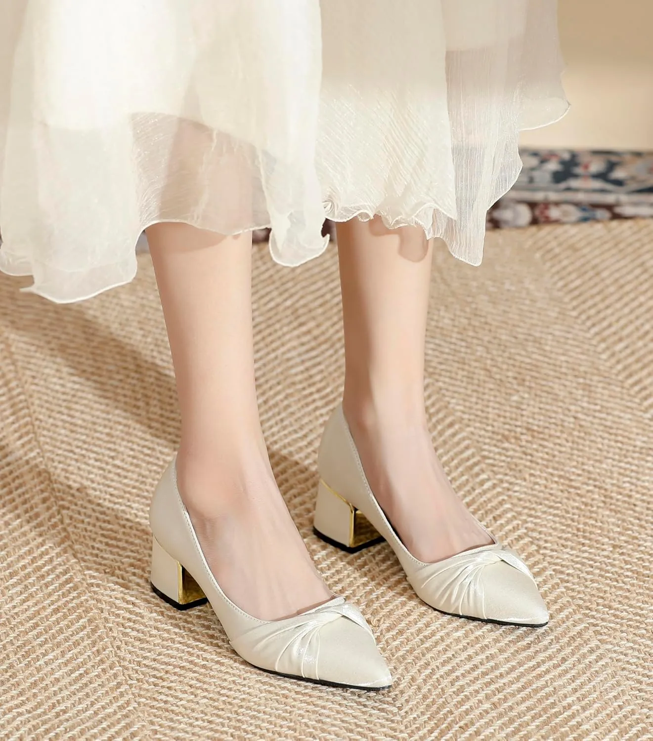 LizFoYa Women Closed Pointed Toe Wedding Pumps Pleated Bridal Dress Shoes Satin Comfort Block Heels