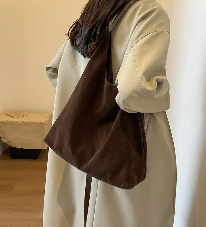 Mina | Casual suede shoulder bag