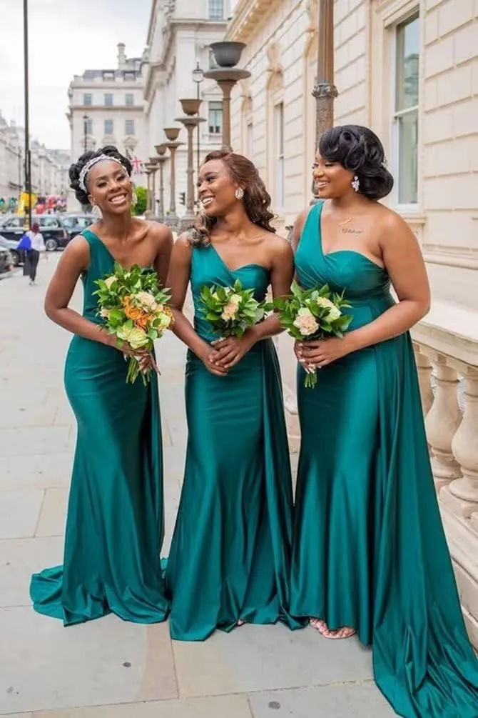 One Shoulder Bridesmaid Dresses Satin Mermaid Long Formal Dresses Pleated Prom Dress for Wedding Women
