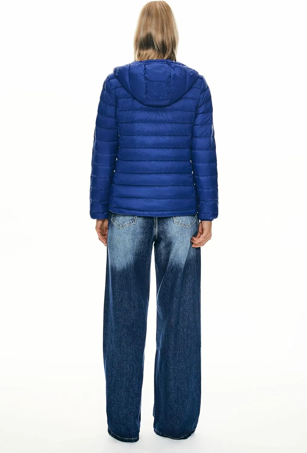 Orolay Women's Packable Down Jacket Hooded Ultra Light Weight Short Puffer Coat with Pockets