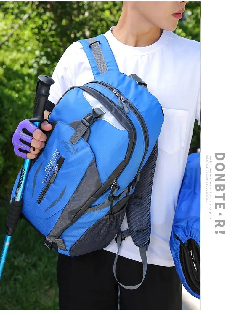 Outdoor Travel Backpack Big Capacity Fashion Travel Backpacks Men Climbing Travel Backpack Classic Sport Travel Backpacks