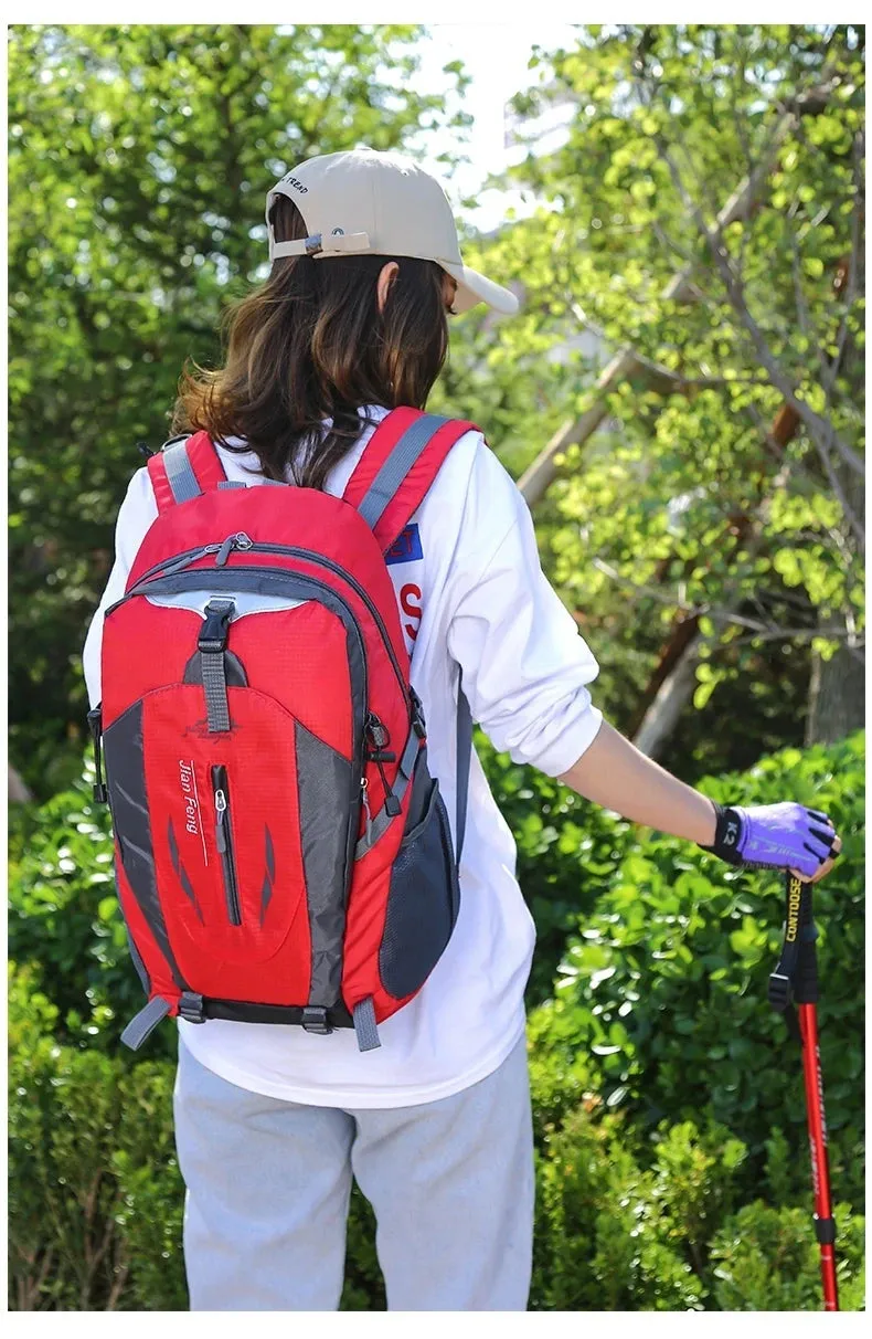 Outdoor Travel Backpack Big Capacity Fashion Travel Backpacks Men Climbing Travel Backpack Classic Sport Travel Backpacks