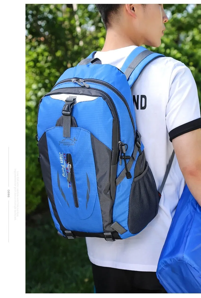 Outdoor Travel Backpack Big Capacity Fashion Travel Backpacks Men Climbing Travel Backpack Classic Sport Travel Backpacks