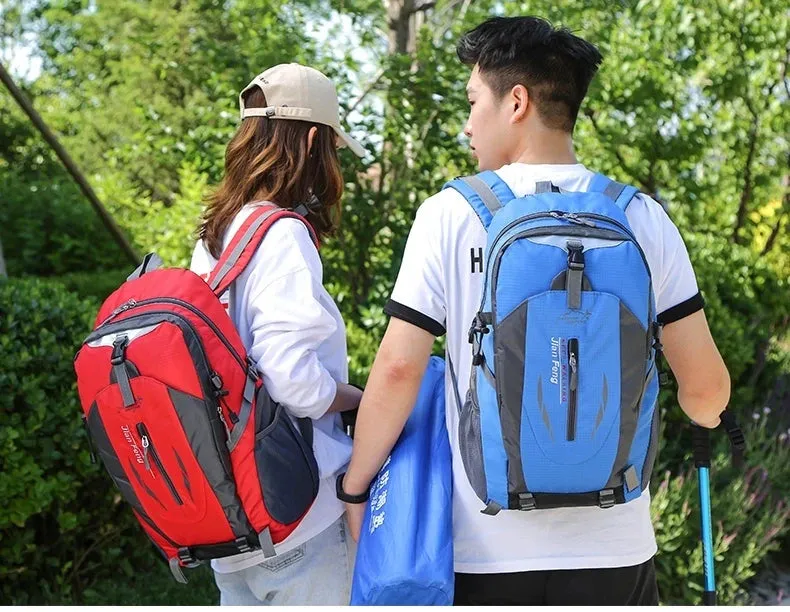 Outdoor Travel Backpack Big Capacity Fashion Travel Backpacks Men Climbing Travel Backpack Classic Sport Travel Backpacks