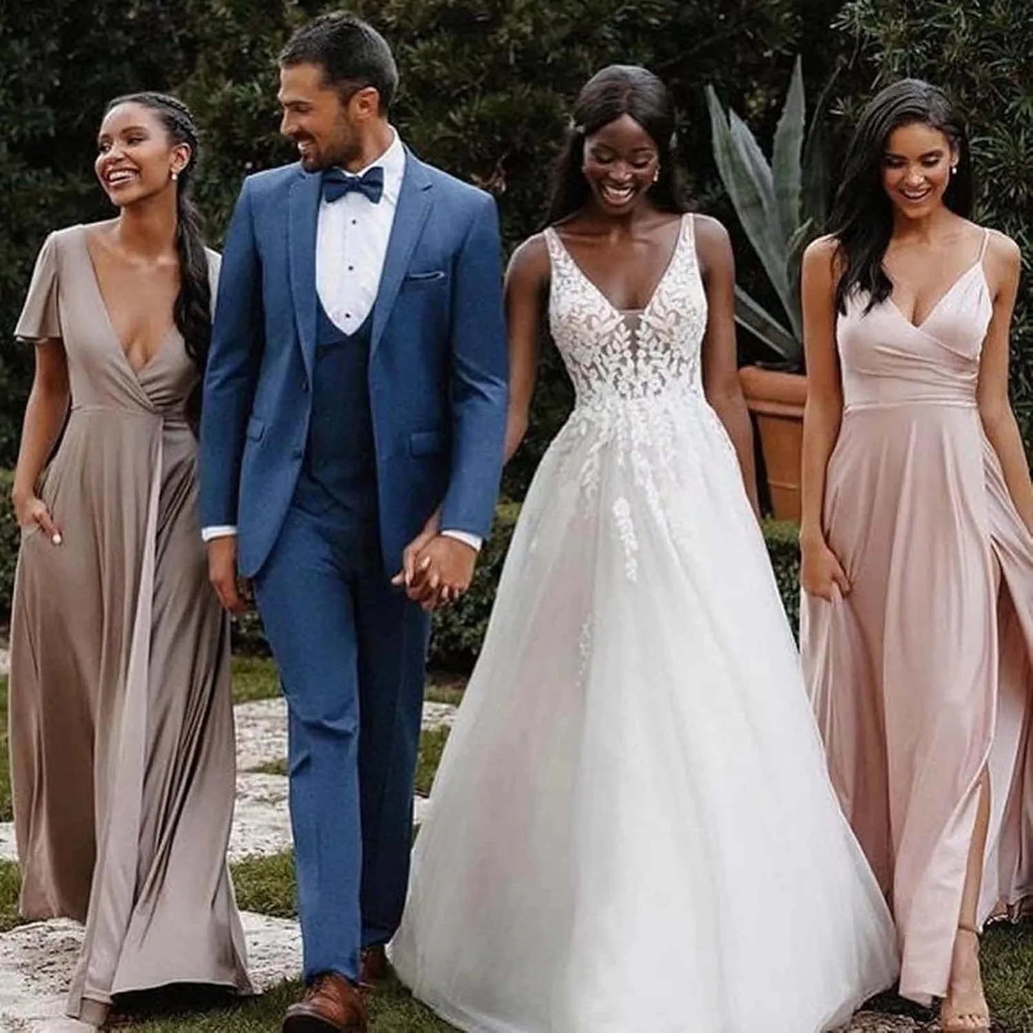 Side Split Women's Bridesmaid Dresses Floor Length Empire Waist Formal Prom Dresses Evening Gowns with Pockets