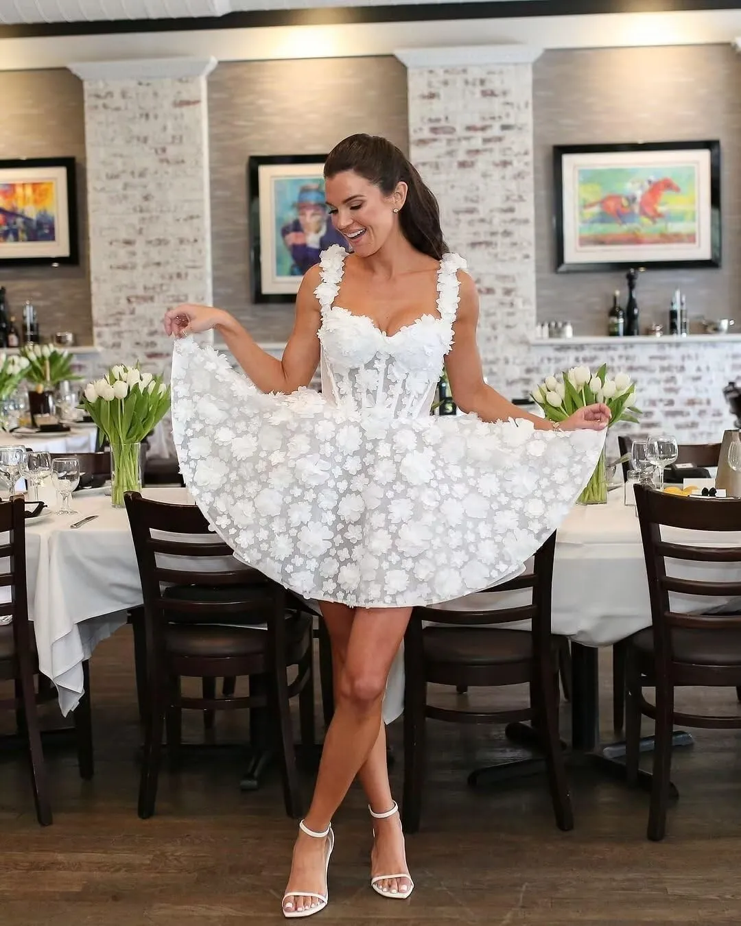 Spaghetti Straps Short Wedding Dresses Sweetheart Neckline Flower Lace Embroidery Mini Homecoming Dress Cocktail Gown