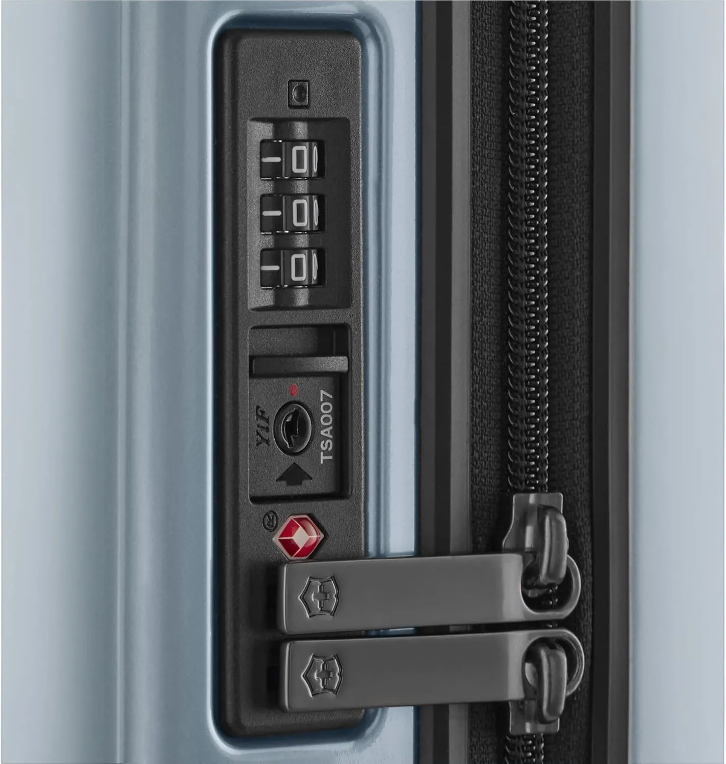 Victorinox Airox Frequent Flyer Hardside Carry-On - Sleek 4-Wheeled Luggage - Suitcase Includes Combination Lock, Spinner Wheels & More - 34 Liters, Light Capri Blue