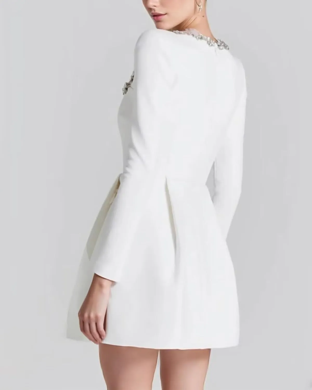 Women's Short Long Sleeves Wedding Dresses for Bride Satin Square Collar Mini Bride Dress A Line Party Dress